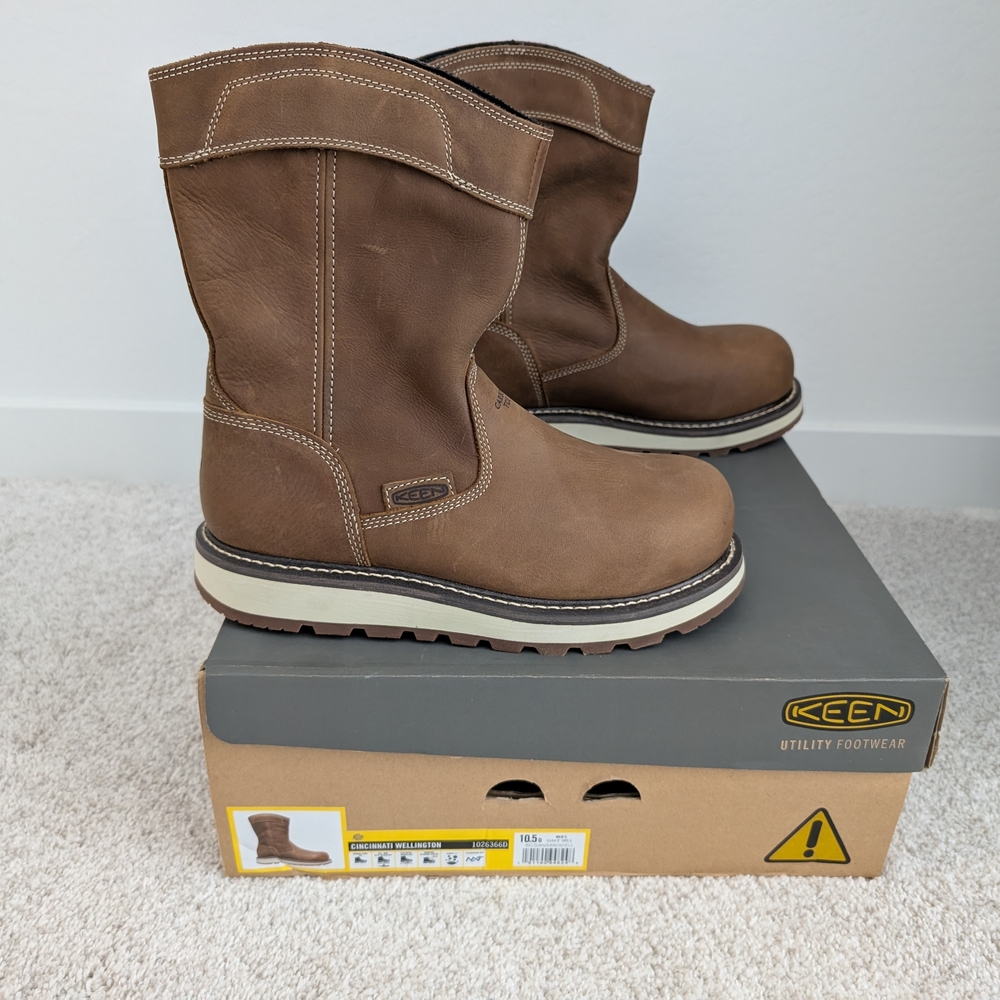 Keen Men's Cincinnati Wellington Pull On Work Boots - Carbon Fiber Toe